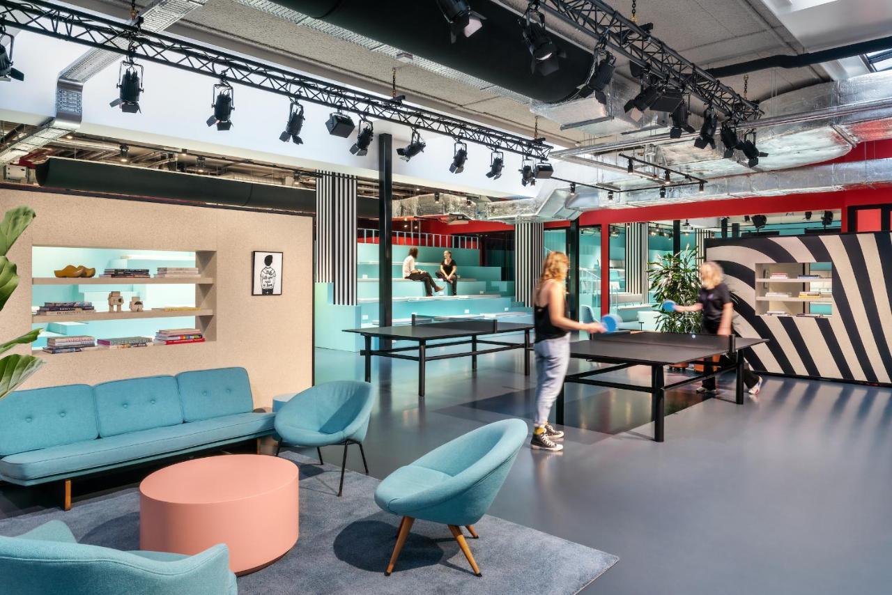 The Social Hub Amsterdam City Exterior photo