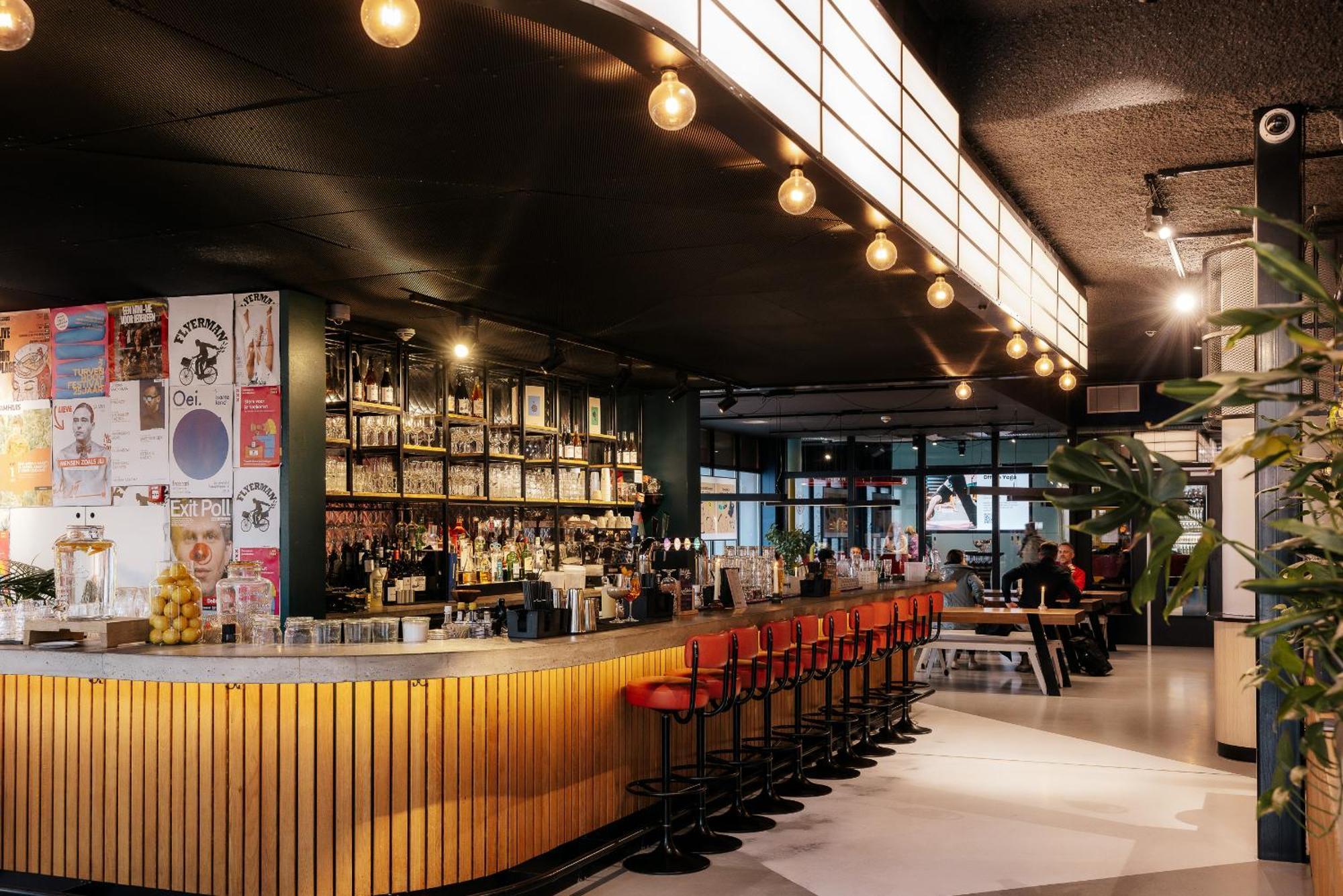 The Social Hub Amsterdam City Exterior photo
